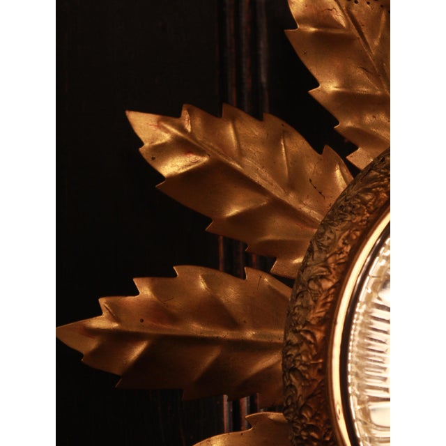 Hollywood Regency Gilded Metal and Cut Glass Sunburst Sconce, 1960s For Sale - Image 3 of 5