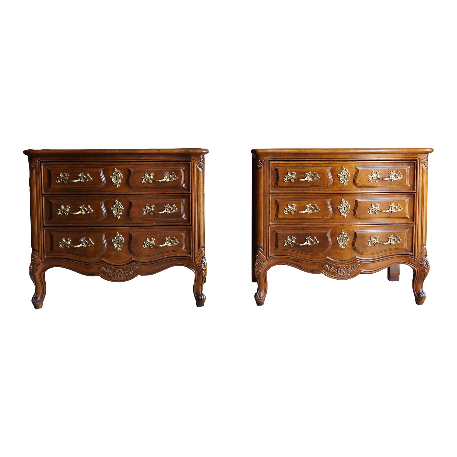 Henredon French Provincial Nightstands a Pair Chairish