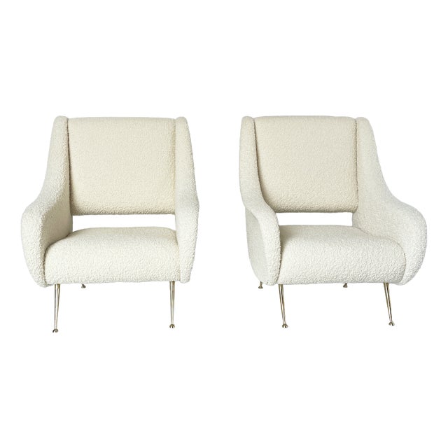 Vintage Italian Armchairs with Brass Feet and Bouclé Upholstery, 1970s, Set of 2 For Sale