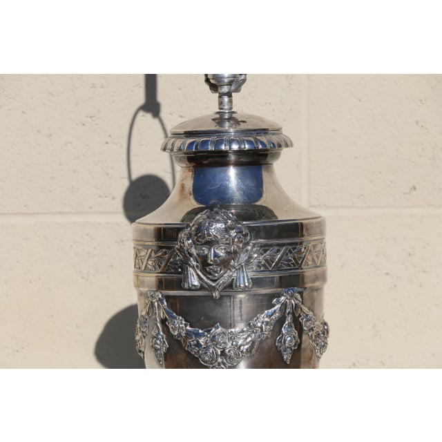 Vintage Neoclassical Silver-Plated Urn Table Lamp With Floral Garland For Sale - Image 9 of 18