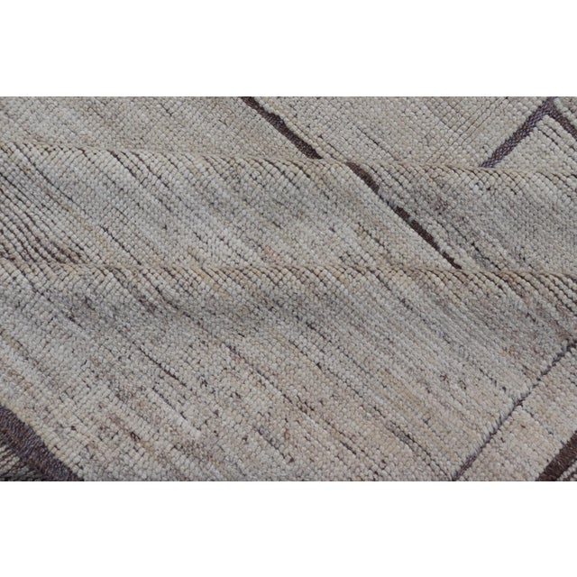 Casual Modern Design Rug in White and Brown Tones and Subdued Design 9'4 X 11'9 For Sale - Image 11 of 12