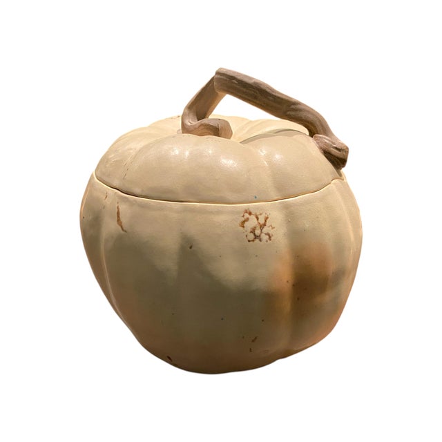 Inspired by nature, Patricia Garrett created her “Great Impressions” pottery in her Berkeley, California studio from 1980...