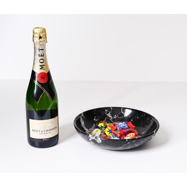 Mid-Century Italian Black Marble with White Grains Round Bowl, 1950s For Sale - Image 16 of 18