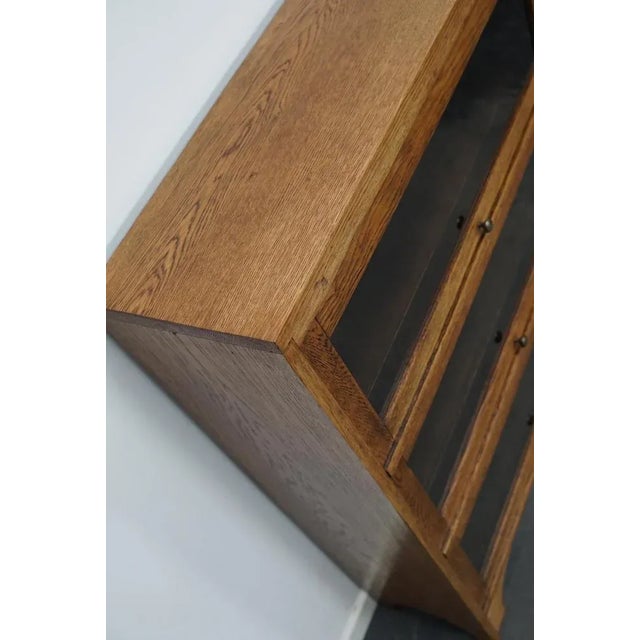 German Oak Bookcase with Folding Doors in Style of Globe Wernicke, 1930s For Sale - Image 4 of 18