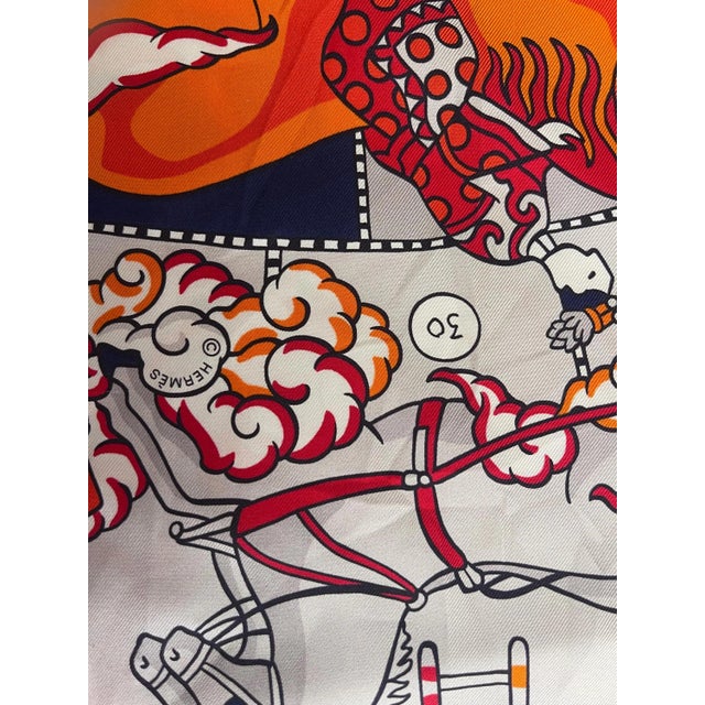 Hermès Silk Scarf Maxi Twilly « L’Artificier », was designed by Jan Bajtlik. This beautiful scarf has unique creative...