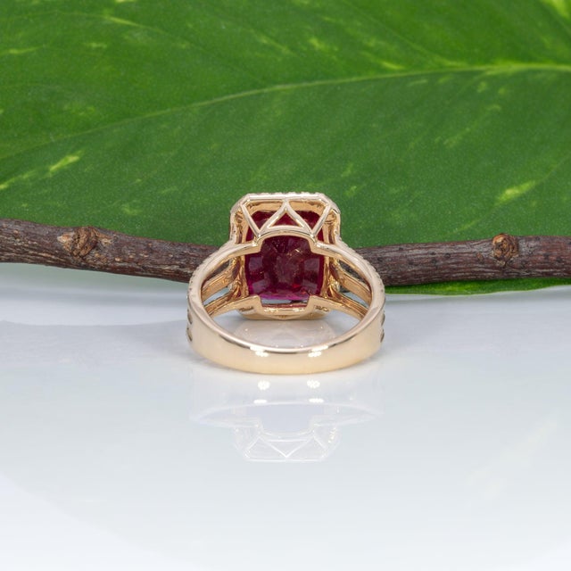 Red 7.6Ct Madagascar Ruby Ring With Earth-Mined Diamond Accents: Solid 14k Gold, Size 6.75 For Sale - Image 8 of 9