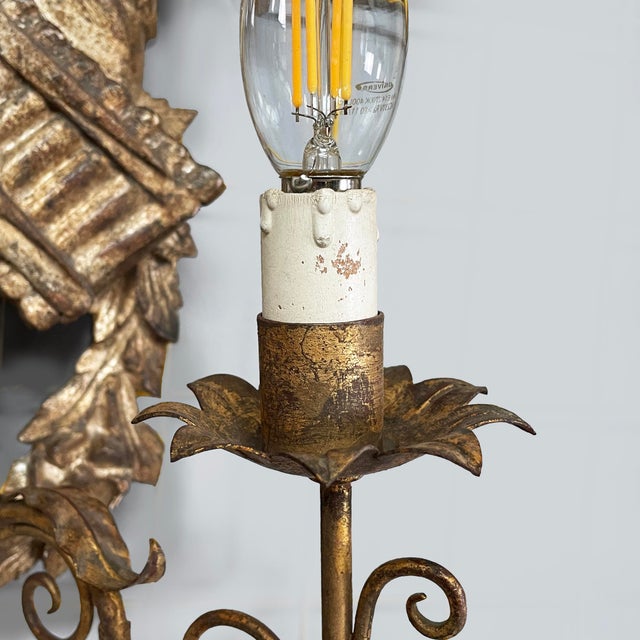 Gold French Louis XVI Wall Lamps in Gilded Wood, 1800s, Set of 2 For Sale - Image 8 of 12
