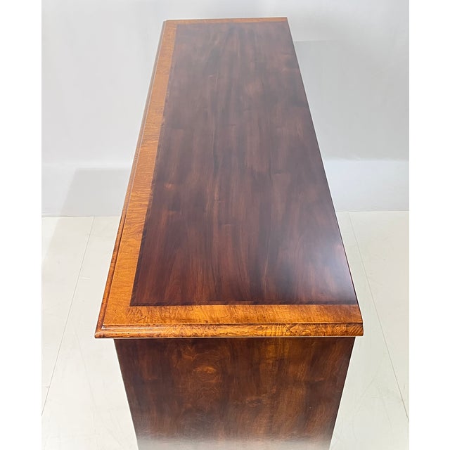 Late 20th Century Late 20th Century Henredon Aston Court Collection Walnut, Myrtle & Ash Burl Double Dresser - Surrey Finish For Sale - Image 5 of 15