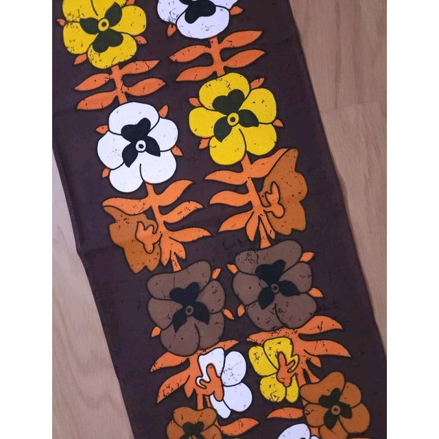 Mid-century screen-printed wall hanging. Signed by the german artist Traute Sänger Unused, very rare find in this...