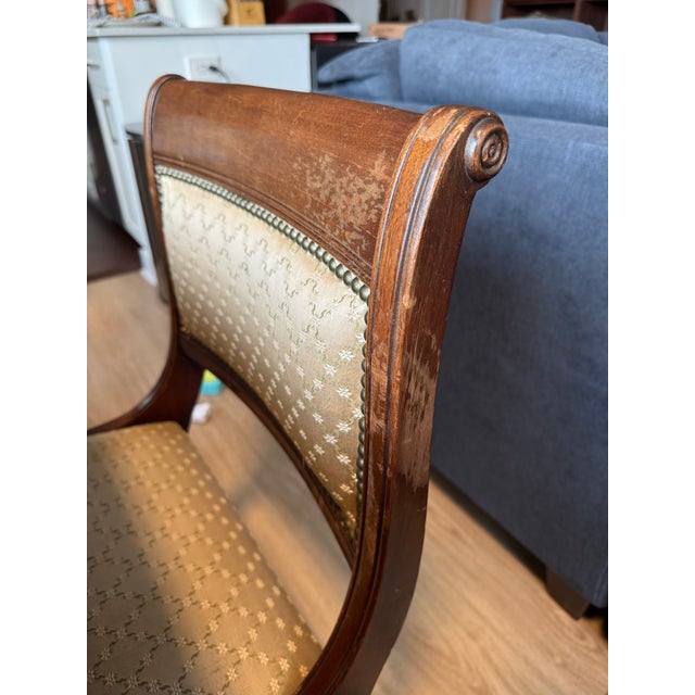 1940s Mid Century (1940’s) Drexel New Hampton Court Dining Table and Chairs For Sale - Image 5 of 7