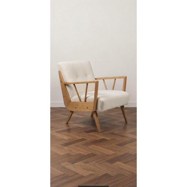 Mid-Century Modern Mid-Century Modern Hungarian Lounge Chairs in Off-White Bouclé by Bodnár János for Bubiv, 1970s, Set of 2 For Sale - Image 3 of 6