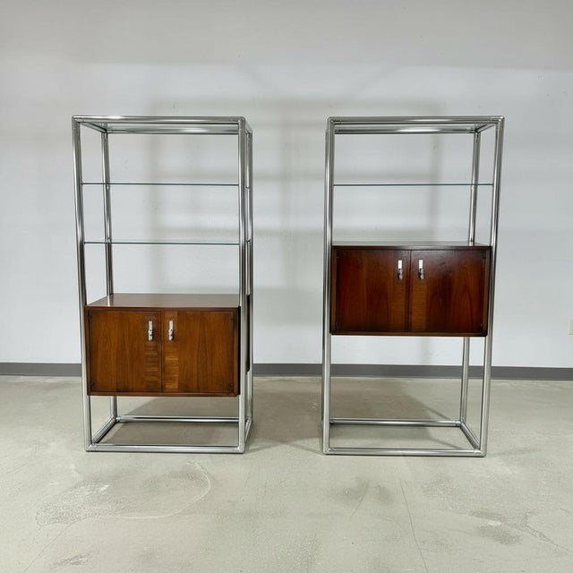 Mid-Century Modern 1970s Lane Mid Century Modern Walnut and Chrome 2 Bay Free Standing Wall Unit Etagere For Sale - Image 3 of 12