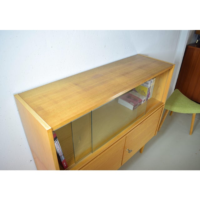 Vintage Chest of Drawers with Glass Sliding Doors from VEB Deutsche Werkstätten Hellerau, 1970s For Sale - Image 6 of 8