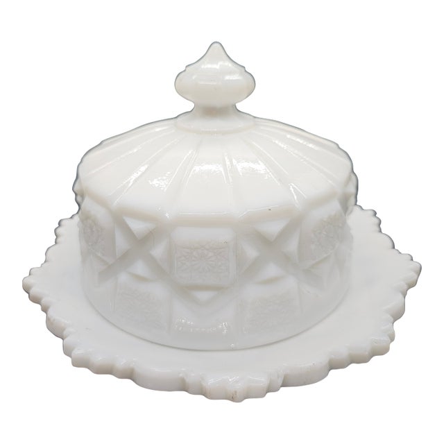 Vintage Westmoreland Old Quilt Milk Glass Cheese or Butter Dish/Lid For Sale