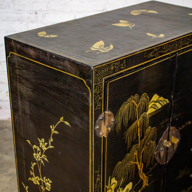 19th to 20th Century Pair of Japanese Textured Black Lacquer Chests W/Hand Painted Asian Details For Sale - Image 14 of 18