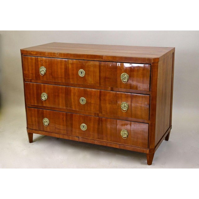 19th Century Biedermeier Chest of Drawers in Cherrywood, Austria, 1830s For Sale - Image 16 of 18