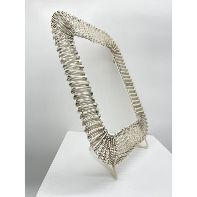 Vintage White Pleated Metal Photo Frame by Mathieu Matégot for Atelier Matégot, France, 1950 For Sale - Image 6 of 12