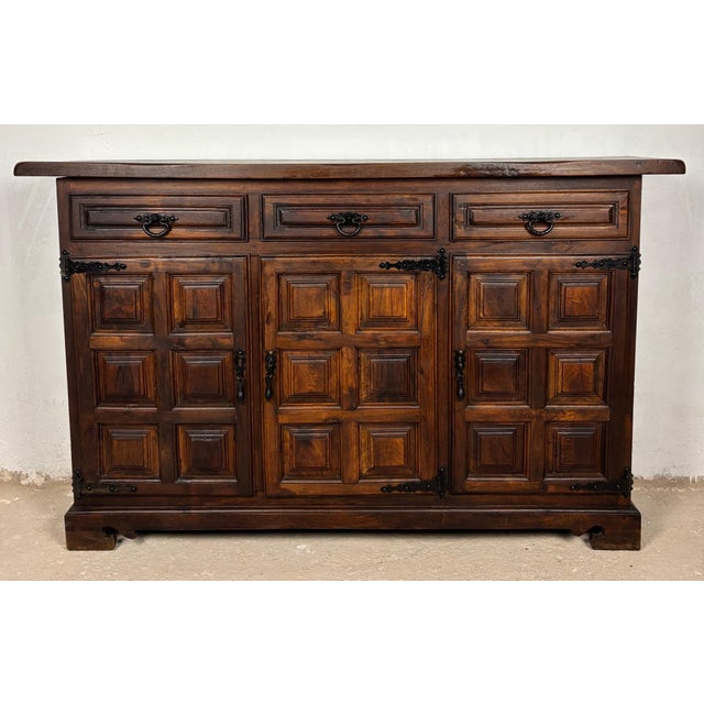 1930s Spanish Rustic Oak Sideboard with Paneled Doors and Iron Hardware, 1930s For Sale - Image 5 of 10