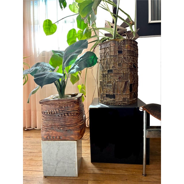 Vintage 1970s Beige Hand Build Coil Mid Century Stoneware Planter/ 70s Huge Art Vessel /Modernist Ceramic Art Studio Pottery For Sale - Image 4 of 10