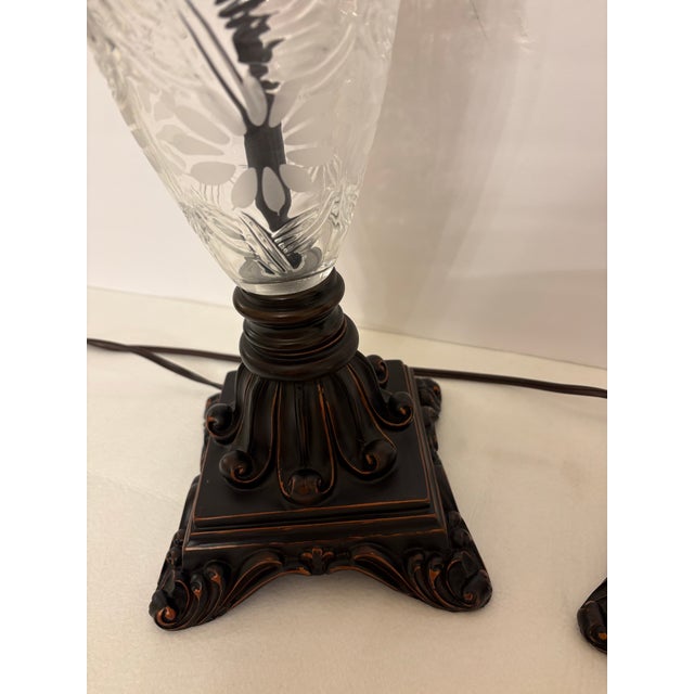 1980's Vintage Neoclassical Faux Bronze and Etched Glass Urn Table Lamps - A Pair For Sale - Image 4 of 5