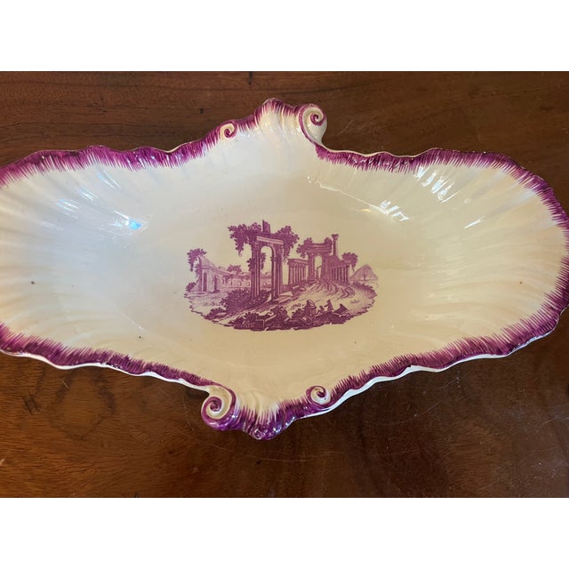 Antique 18th Century Wedgwood Shell Shape Puce Creamware Serving Dish Decorated With Feather Edge and Classical Ruins For Sale - Image 14 of 14