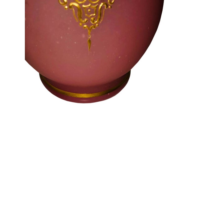1940s Vintage Murano Italian Pink Opaline Vase For Sale - Image 5 of 7