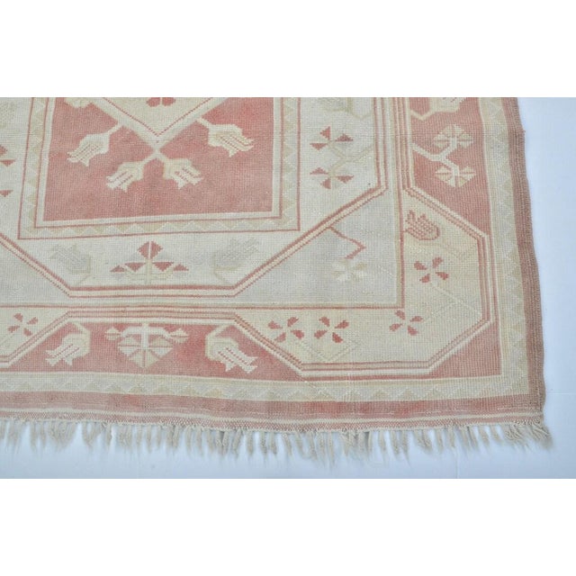 1960s Muted Pink and Neutral Turkish Carpet For Sale In Phoenix - Image 6 of 10