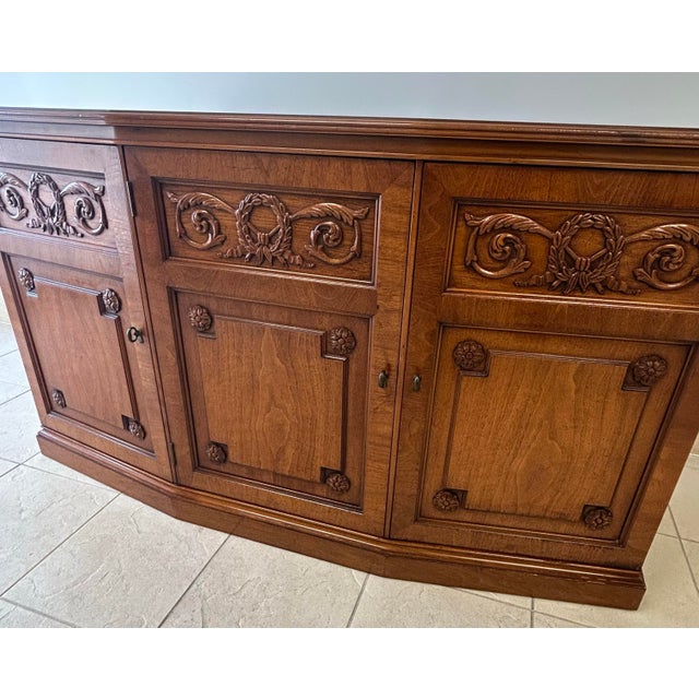American Mid 20th Century Henredon Buffet For Sale - Image 3 of 8