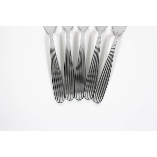 Set of 5 Line pattern by Noritake stainless steel pastry or cake forks. Classic simple linear patterned handles. In...