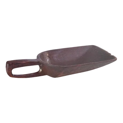 Hand-Carved Brown Grain Shovel, England, 19th Century For Sale
