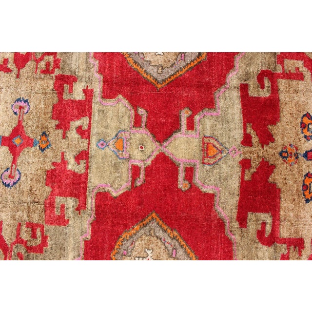 Red Mid 20th Century Bright Red and Taupe Vintage Turkish Oushak Rug With Dual Medallion Design For Sale - Image 8 of 10