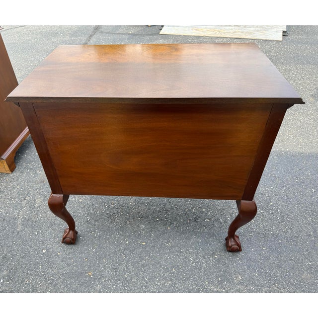 Chippendale 1980s Councill Craftsmen Chippendale Style Lowboy For Sale - Image 3 of 12