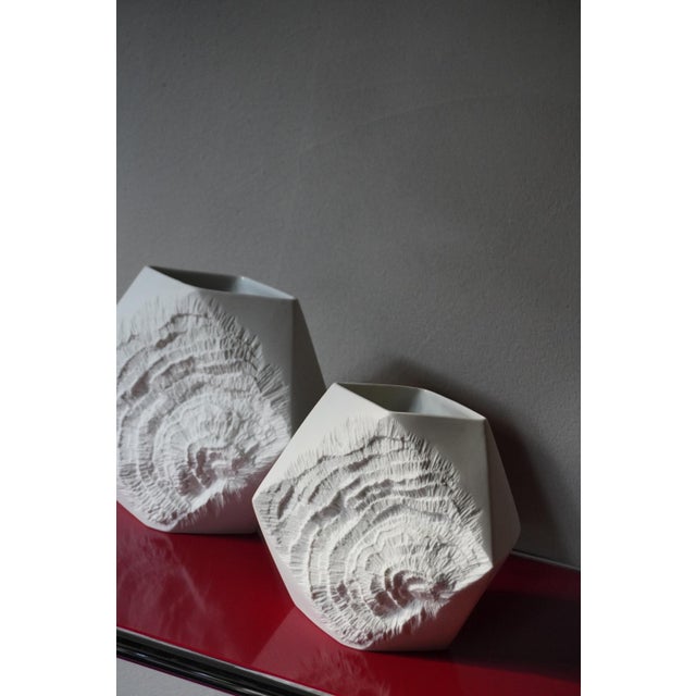 White Vintage German Vases in Biscuit Porcelain from AK Kaiser, 1960s, Set of 4 For Sale - Image 8 of 15