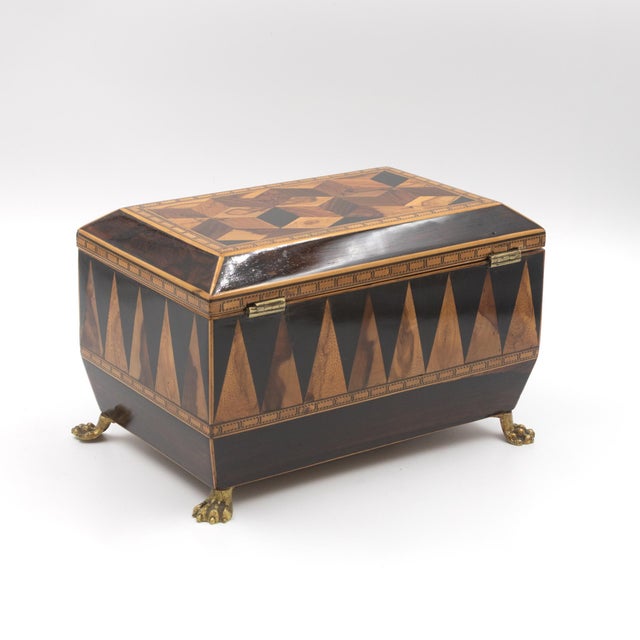 Early 19th Century Specimen Wood Tea Caddy With Perspective Cube and Vandyke Parquetry For Sale - Image 4 of 12
