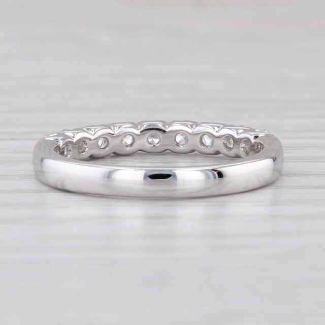 Modern 0.61ctw Diamond Wedding Anniversary Band 14k White Gold Stackable Sz 8-8.25 Ring For Sale - Image 3 of 8