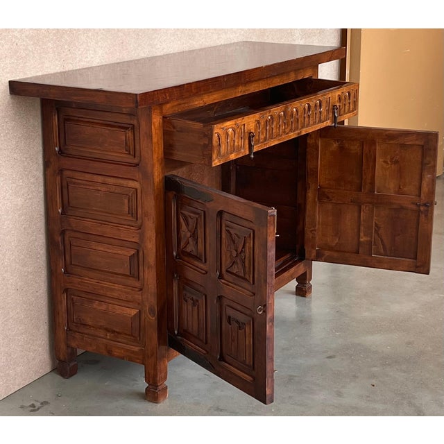 Brown 20th Century Spanish Carved Walnut Tuscan Credenza or Buffet with One-Drawer For Sale - Image 8 of 18