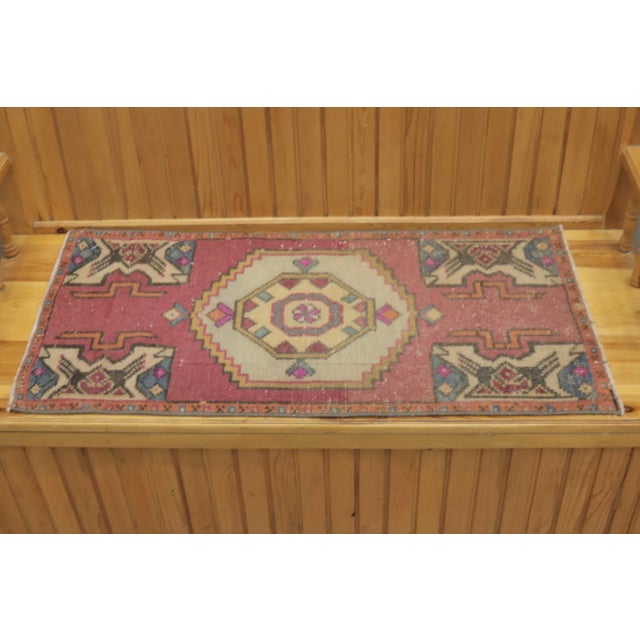 1970s Turkish Geometric Wool Oushak Rug For Sale - Image 4 of 10