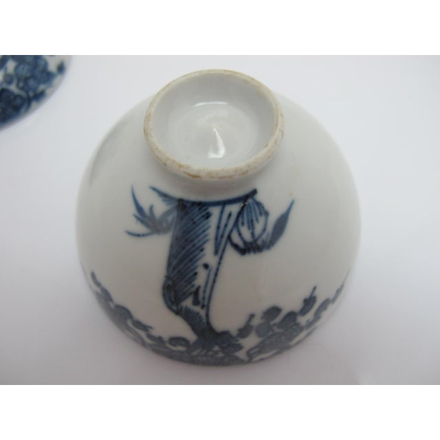 Japanese Sometsuke Blue Porcelain Soup or Rice Bowl With Lid For Sale In Portland, OR - Image 6 of 11