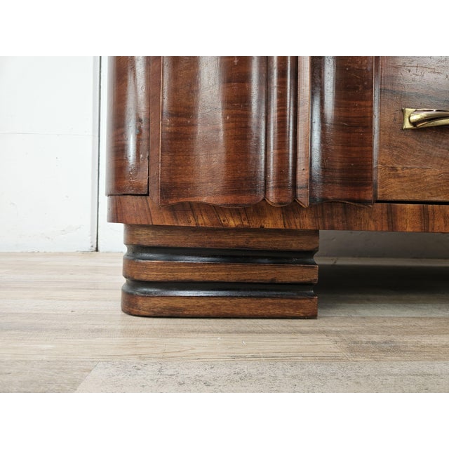 Art Deco Walnut Chest of Drawers with 4 Drawers and Brass Handles, 1940s For Sale - Image 18 of 18