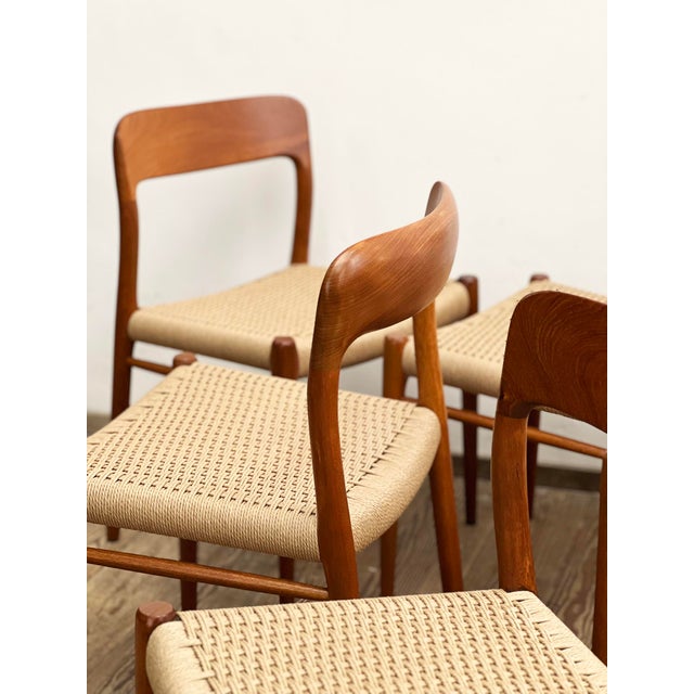 Mid-Century Danish Model 56 and 75 D Chairs in Teak by Niels O. Møller for J.L. Møllers Møbelfabrik, 1950, Set of 8 For Sale - Image 16 of 18