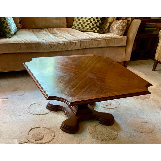 Neoclassical Vintage Thomasville Mahogany Coffee Table With Pedestal Base and Marquetry Top For Sale - Image 3 of 11