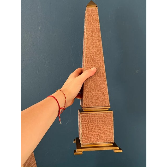 Vintage Faux Croc Obelisk Set | Light Brown Brass Decor For Sale - Image 16 of 16