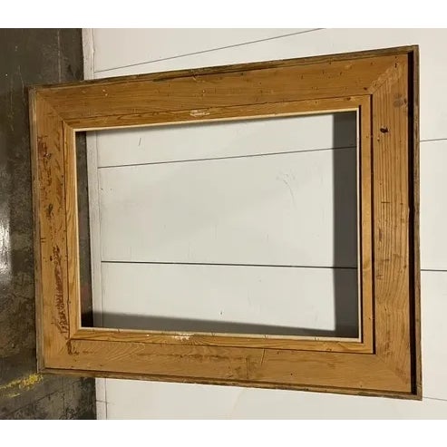 Vintage Wood Frame With Gold Leaf Edge Detail For Sale In Los Angeles - Image 6 of 8