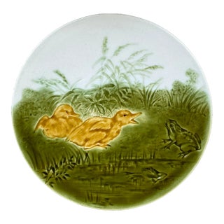 French Majolica Ducklings With Frog Plate Sarreguemines, Circa 1890 For Sale