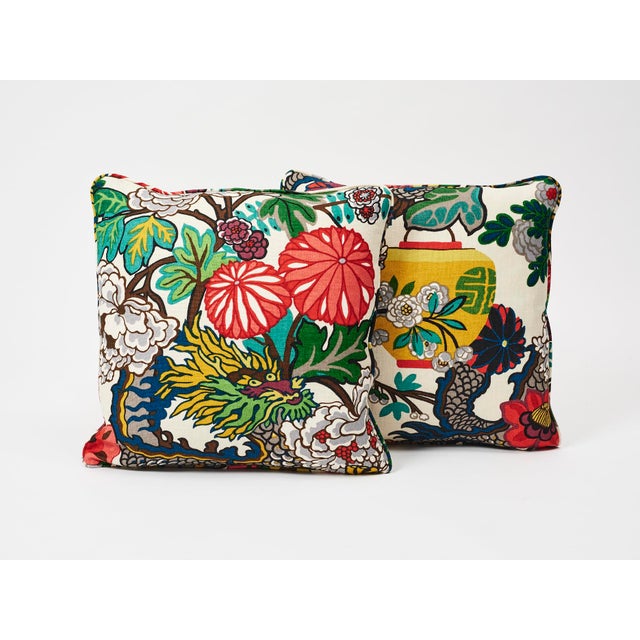 An instant hit from the moment we introduced it, Chiang Mai Dragon is one of our best-loved designs. The chinoiserie motif...