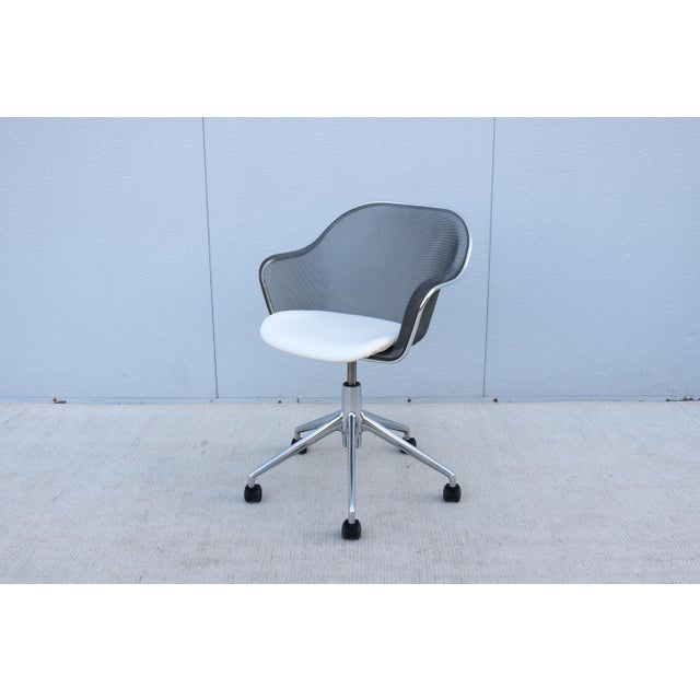 Modern Italian Modern Antonio Citterio for B&b Italia Iuta White Swivel Desk Task Chair For Sale - Image 3 of 18
