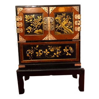Japanese Lacquered Cabinet, 1890s For Sale