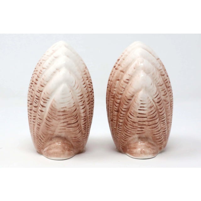 Scallop Shell "By the Sea" Salt & Pepper Shakers by American Atelier - Set of 2 For Sale - Image 4 of 9