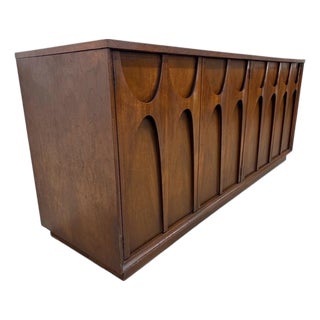 1960s Mid-Century Modern Broyhill Brasilia Walnut Sideboard, Attributed For Sale