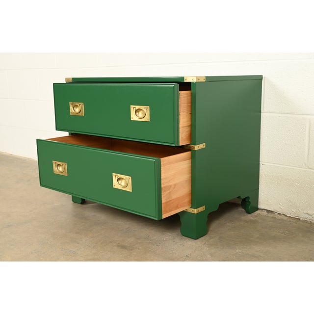 Drexel Heritage Mid-Century Hollywood Regency Campaign Green Lacquered Nightstand | Circa 1970s For Sale In South Bend - Image 6 of 12